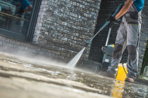 Storefront Pressure Washing in Santa Cruz