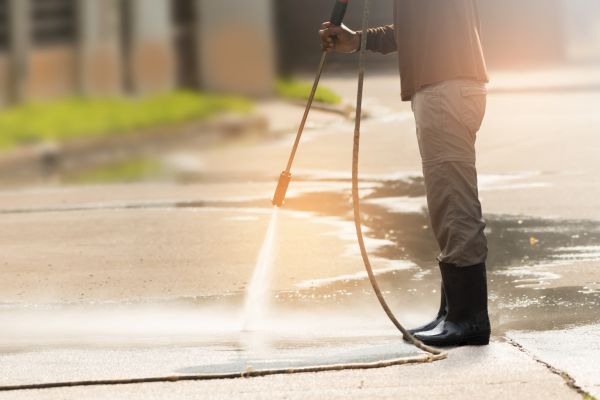 Residential Concrete Cleaning in Santa Cruz