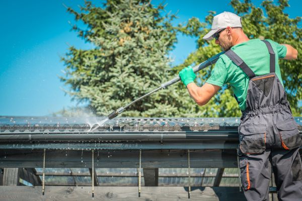 Gutter Power Washing in Santa Cruz