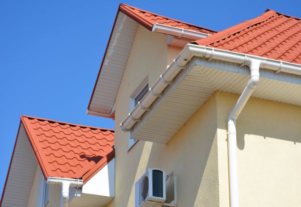 Soffit Cleaning in Santa Cruz