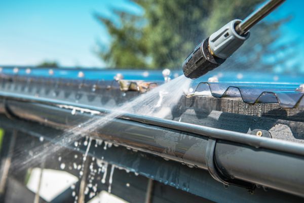 Gutter Jet Washing in Santa Cruz