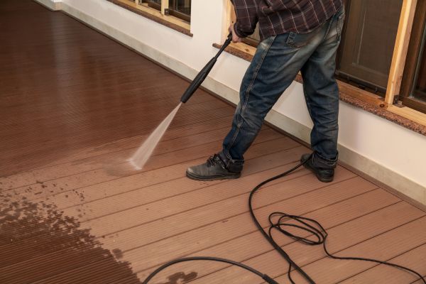 Veranda Cleaning in Santa Cruz