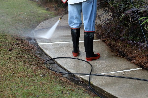 Sidewalk Pressure Cleaning in Santa Cruz