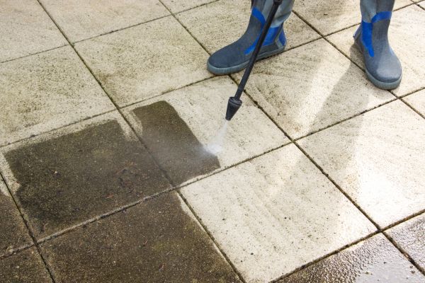 Outdoor Concrete Cleaning in Santa Cruz